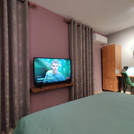 Piro'S Cozy Rooms - City Centre Korce Eksteriør billede