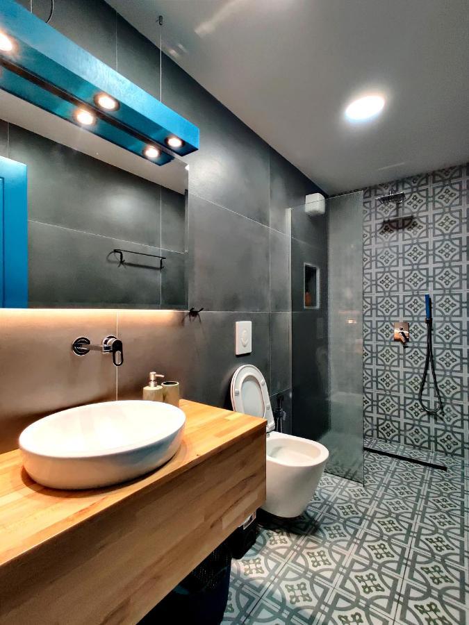 Piro'S Cozy Rooms - City Centre Korce Eksteriør billede