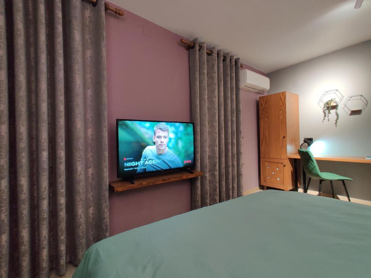 Piro'S Cozy Rooms - City Centre Korce Eksteriør billede